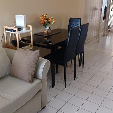 Ocean View Montego Bay Apartment Buitenkant foto