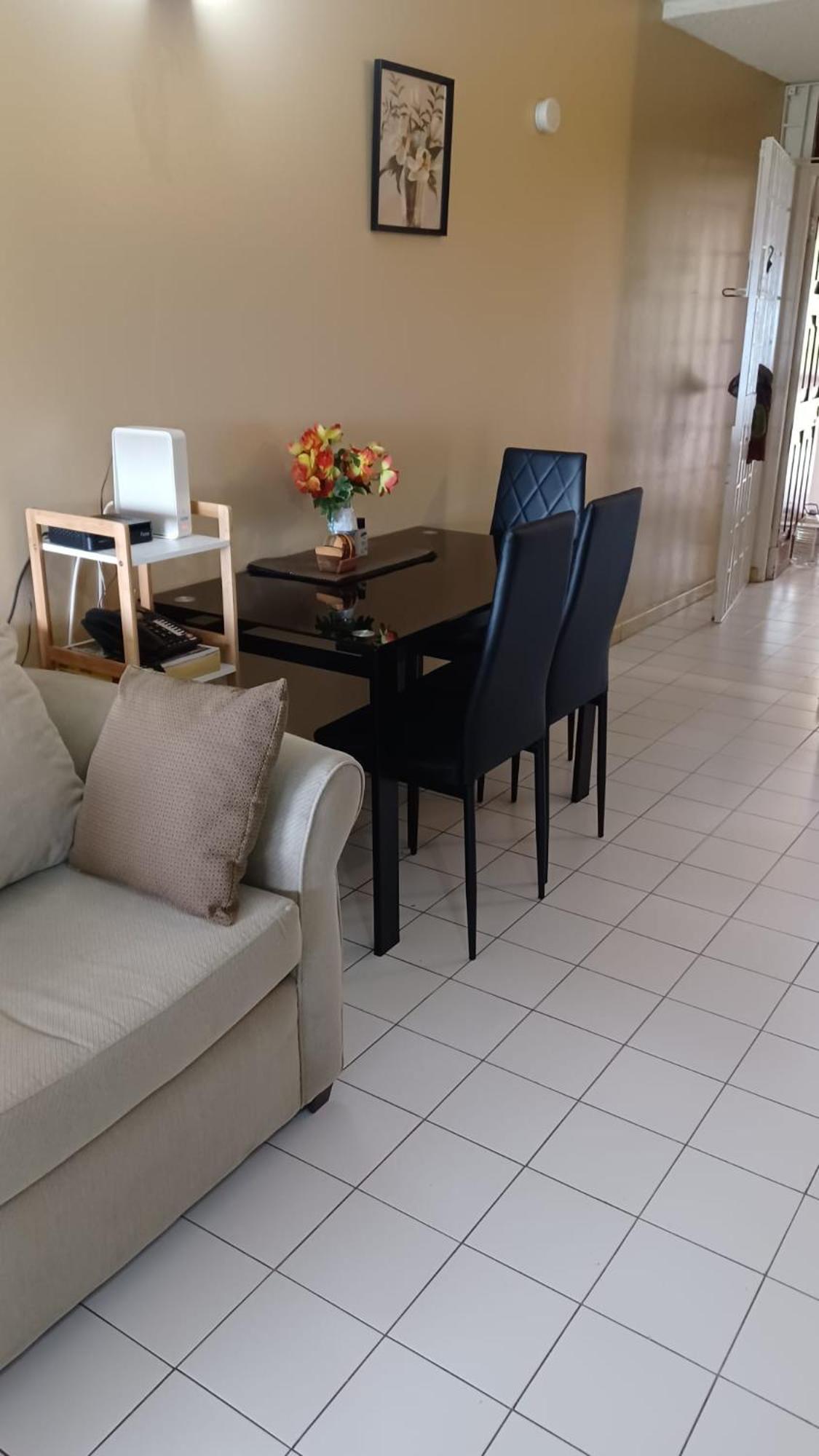 Ocean View Montego Bay Apartment Buitenkant foto